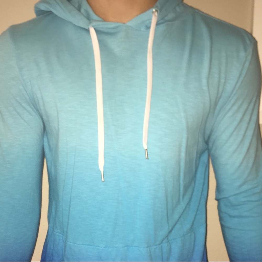 American Eagle Ombré Pullover Blue Hoodie EUC